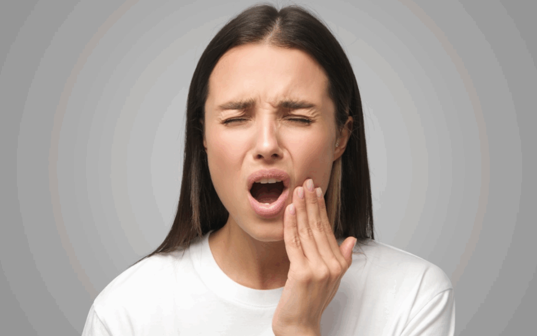 Tooth Pain at Night? Here’s When to Call an Emergency Dentist