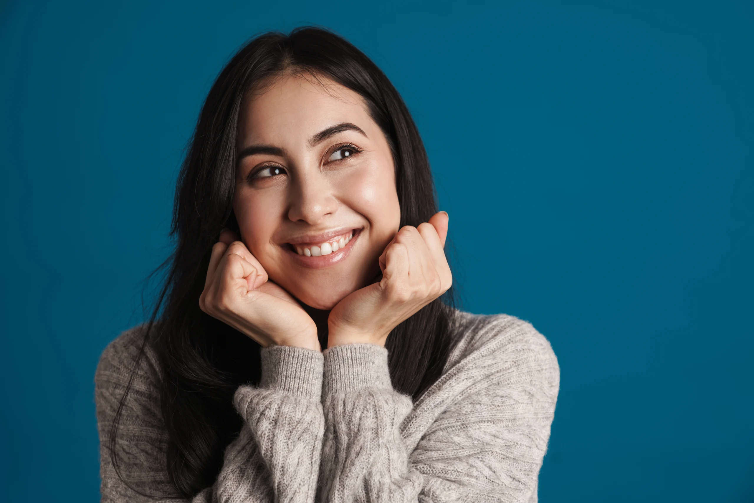 Holiday Smile Tips to Look Confident in Every Photo